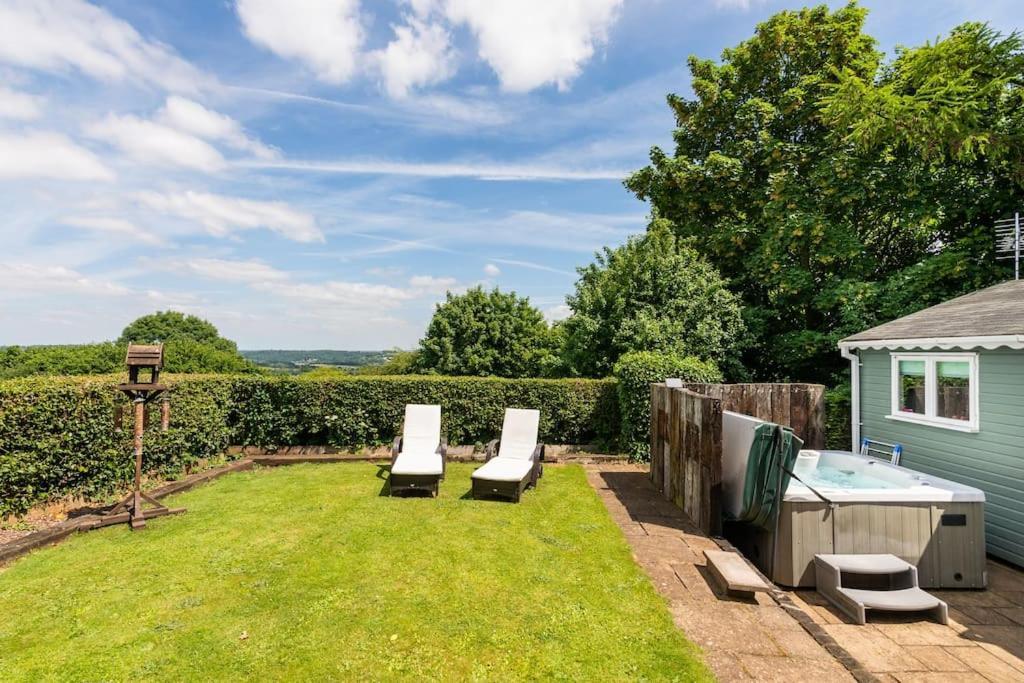 The Summerhouse, Countryside Retreat With Private Hot Tub Bridgnorth Eksteriør billede