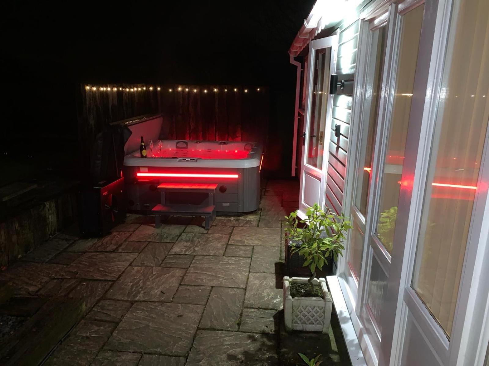 The Summerhouse, Countryside Retreat With Private Hot Tub Bridgnorth Eksteriør billede